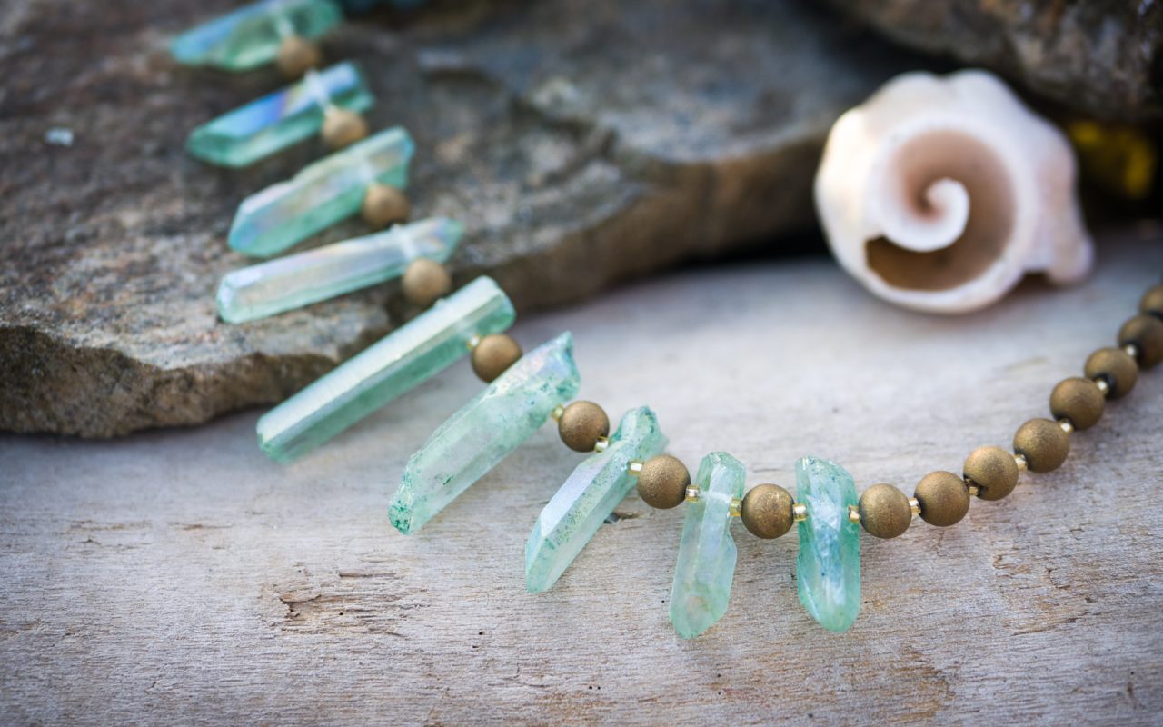 green dyed Quartz, gold-coated Agate